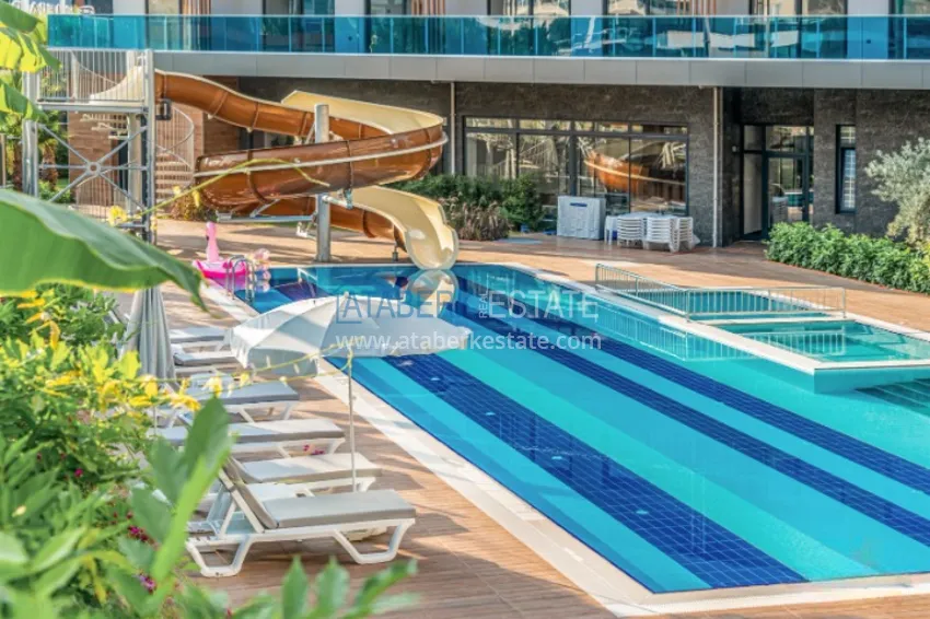 3+1 apartment in Alanya, Oba district - single-level layout and citizenship 5 