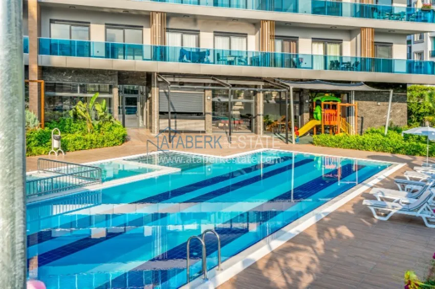 3+1 apartment in Alanya, Oba district - single-level layout and citizenship 7 