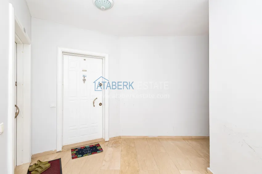 Purchase 2+1 apartment in Tosmur with sea view - a good offer with a spacious layout 1 