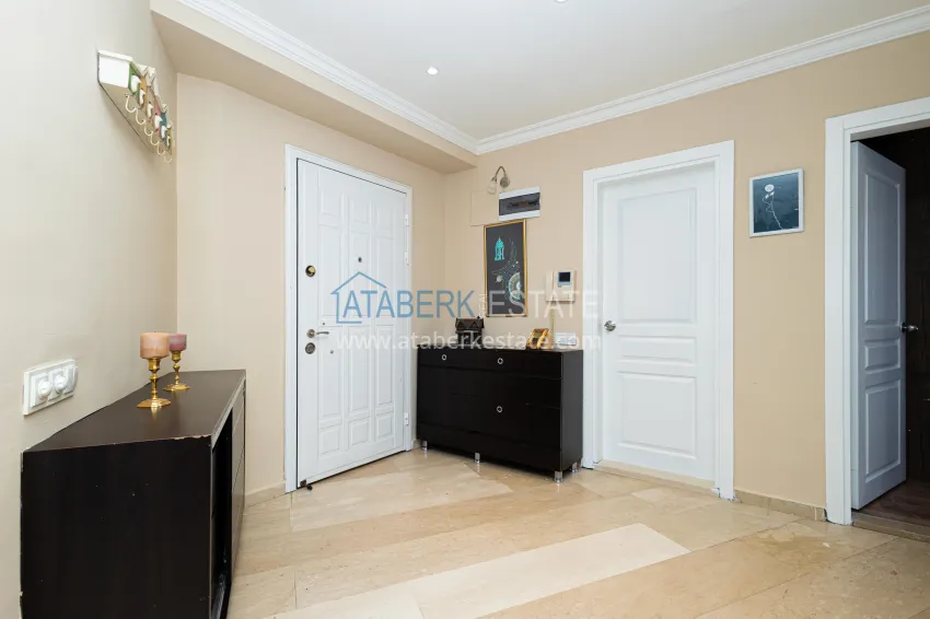 Purchase 2+1 apartment in Tosmur with sea view - a good offer with a spacious layout 2 