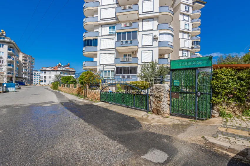 2+1 apartment in Tosmur with sea view - a good offer with a spacious layout 9 