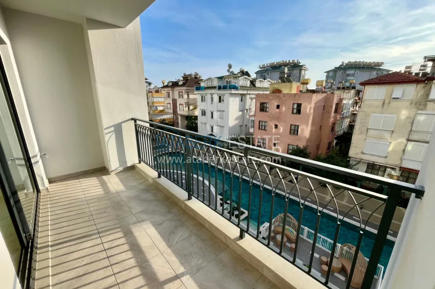 Purchase Finely finished apartment in the center of Alanya — Cleopatra beach area 12 