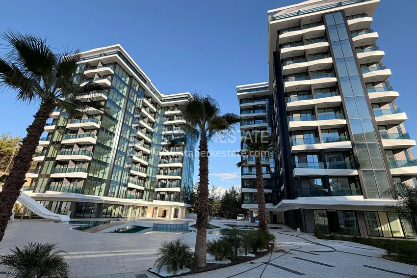 Apartments in a 5-star hotel complex with full ownership and a flexible schedule of living — Alanya, Avsallar district 1 