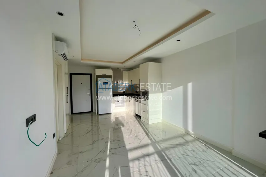 Purchase Finely finished apartment in the center of Alanya — Cleopatra beach area 5 