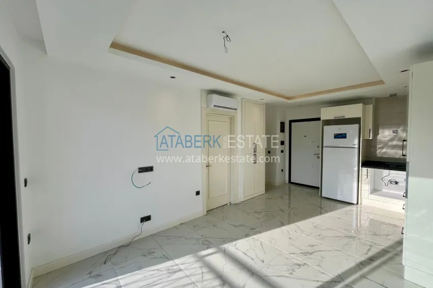 Purchase Finely finished apartment in the center of Alanya — Cleopatra beach area 6 