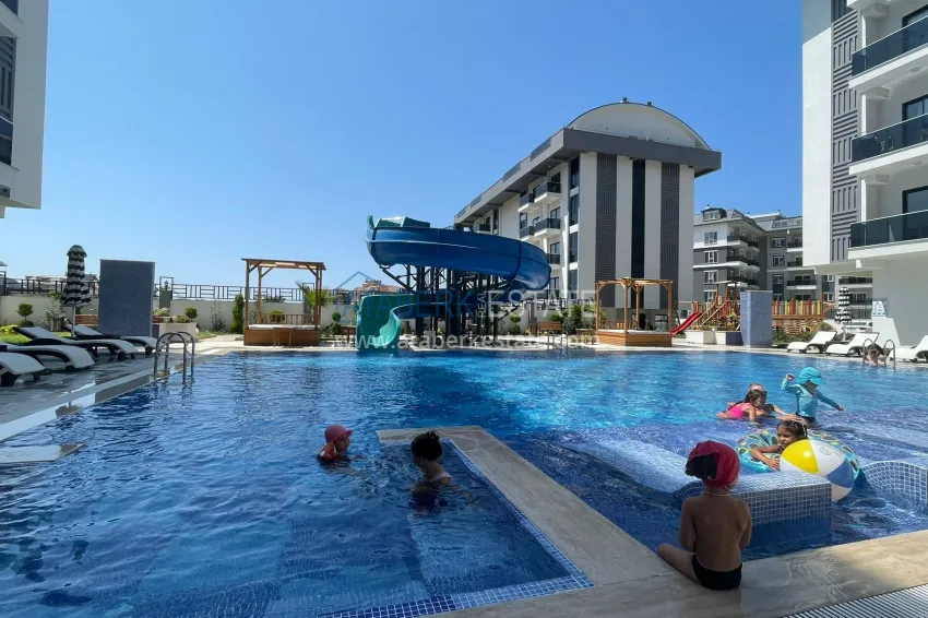 2+1 duplex in Alanya, Oba — duplex penthouse with furniture, open mountain view 8 