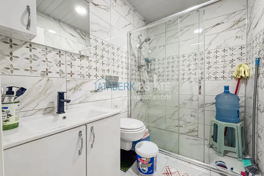 Purchase Linear 3+1 apartment in Kargicak on the first line — with a separate kitchen and sea view 10