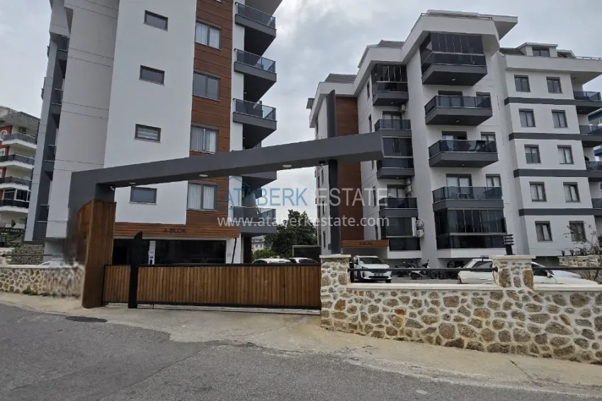 Garden duplex 2+1 in Tosmur with fine finishing 1 