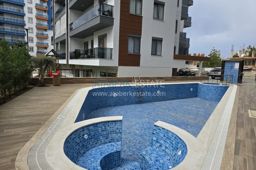 Garden duplex 2+1 in Tosmur with fine finishing 6 