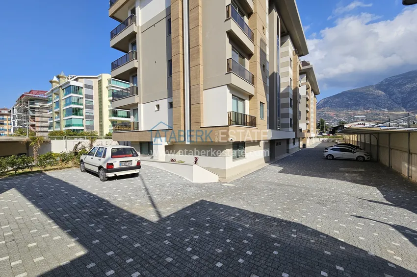 1+1 apartment in Kestel 200 meters from the sea - with sea and mountain views 10 