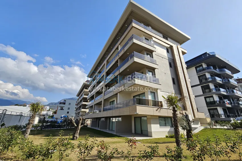 1+1 apartment in Kestel 200 meters from the sea - with sea and mountain views 3 