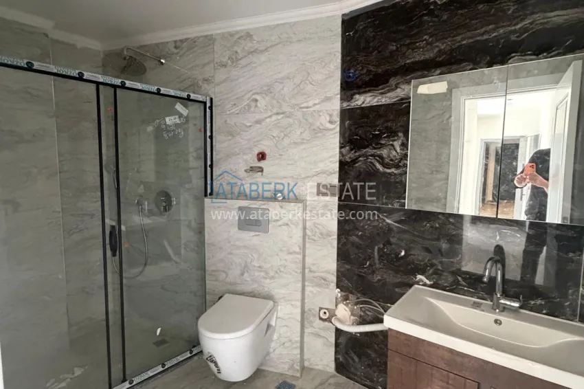 Purchase 2+1 apartment with a view of the fortress in the center of Alanya — Cleopatra beach area 6 