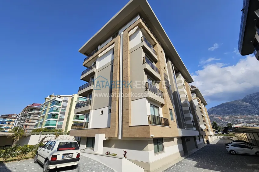 1+1 apartment in Kestel 200 meters from the sea - with sea and mountain views 9 