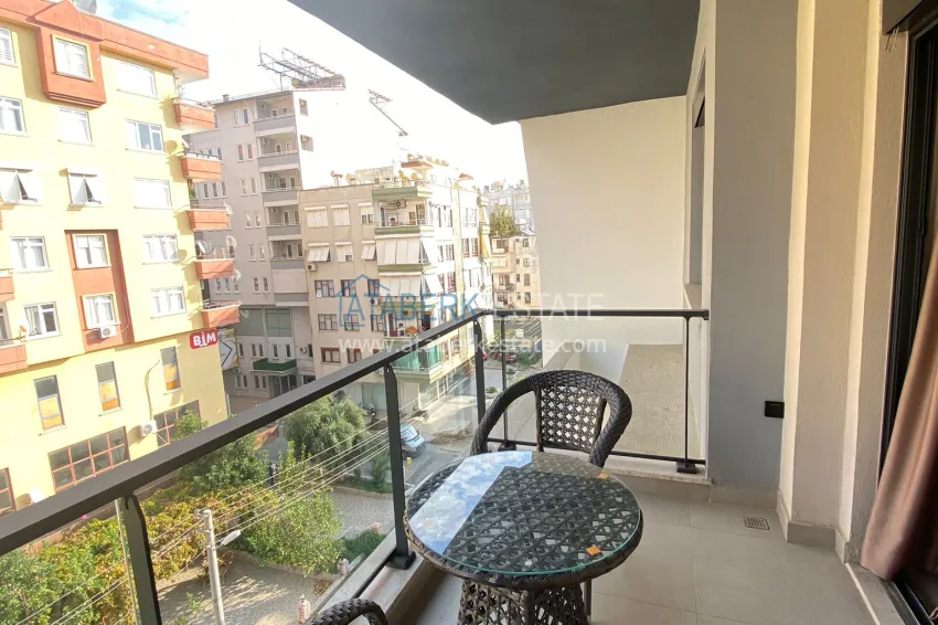 Purchase 1+1 penthouse for short-term rent in the center of Alanya - furnished, 250 m to Keykubat Beach No. 43 17 