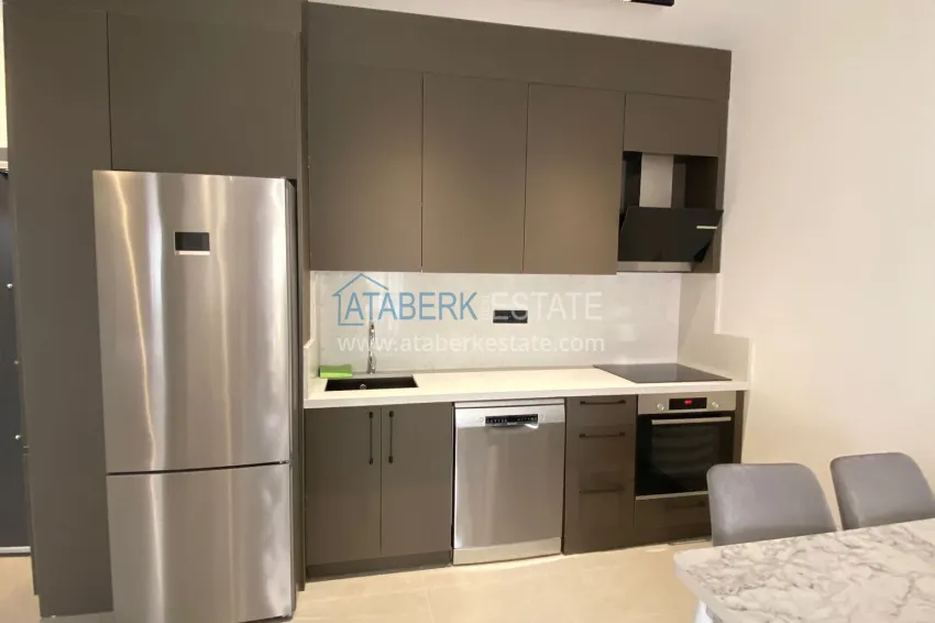 Purchase 1+1 penthouse for short-term rent in the center of Alanya - furnished, 250 m to Keykubat Beach No. 43 3 