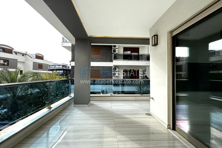 Purchase Premium complex for those wishing to obtain Citizenship 25