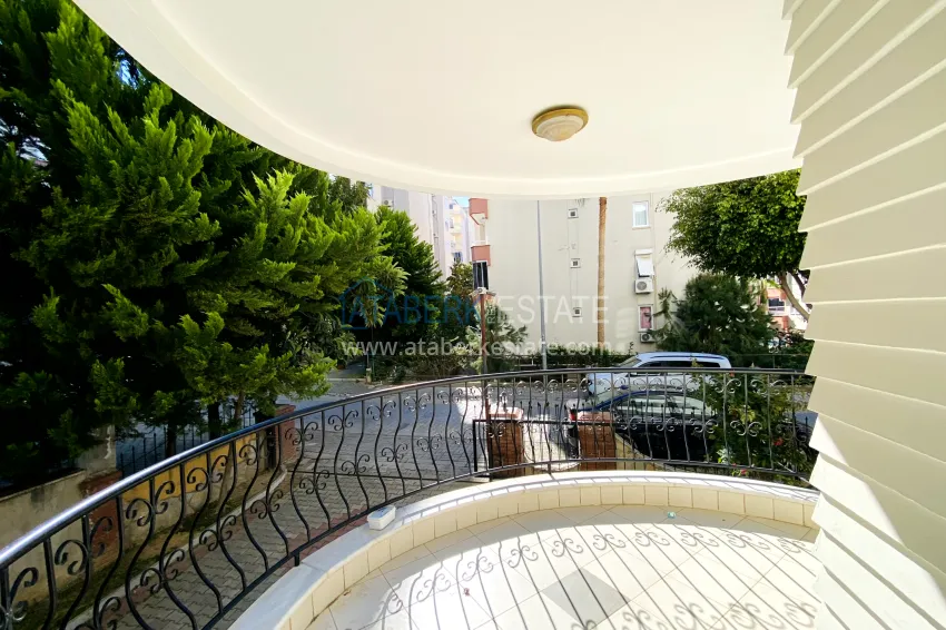 Purchase 2+1 apartment in Mahmutlar - in a well-maintained complex and only 350 m from the sea 17