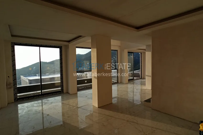 Purchase Luxury villa with panoramic views in a picturesque area of Alanya — suitable for obtaining a residence permit 1