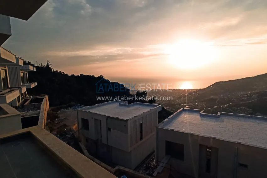 Purchase Luxury villa with panoramic views in a picturesque area of Alanya — suitable for obtaining a residence permit 26