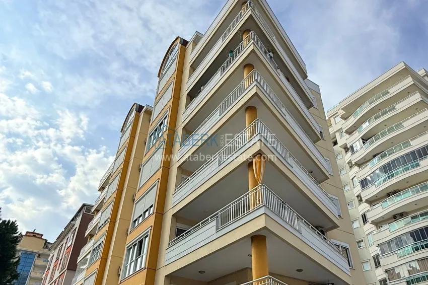 3+1 apartment near the sea in Alanya, Mahmutlar — linear, furnished 3 