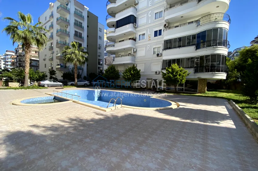 2+1 apartment in Mahmutlar - in a well-maintained complex and only 350 m from the sea 4
