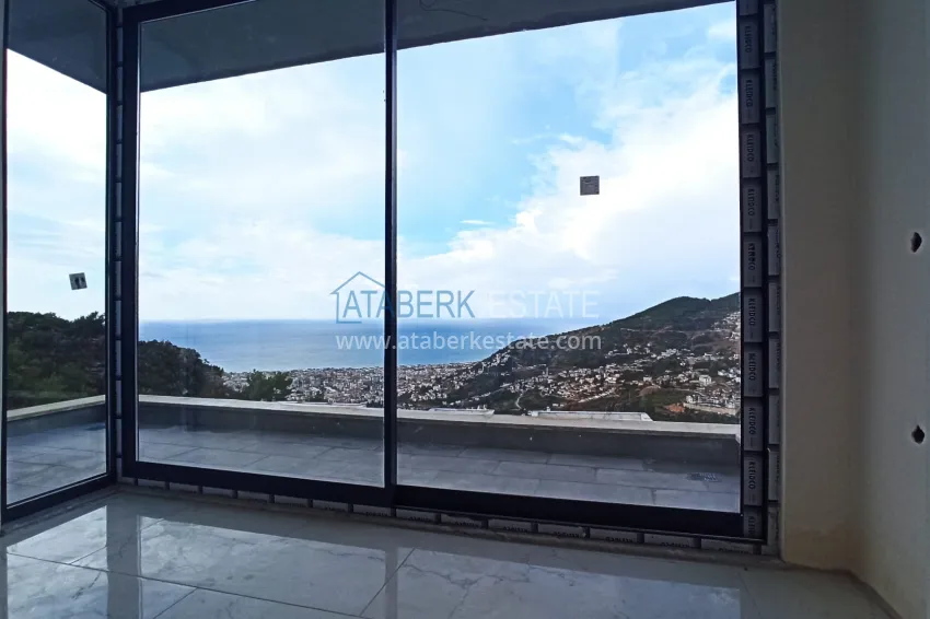 Purchase Luxury villa with panoramic views in a picturesque area of Alanya — suitable for obtaining a residence permit 9