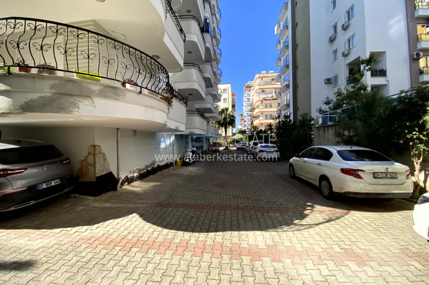 2+1 apartment in Mahmutlar - in a well-maintained complex and only 350 m from the sea 9