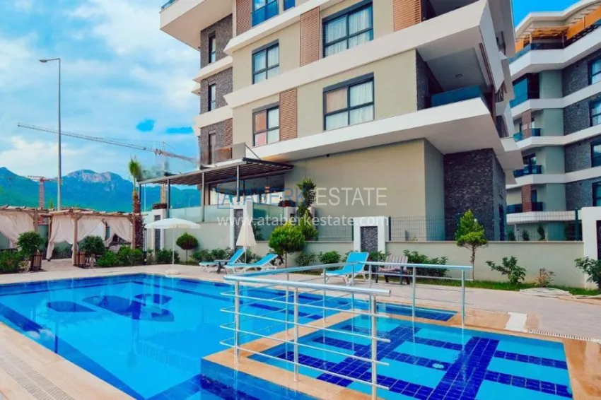 1+1 apartment in Alanya, Oba district with furniture and mountain views — installments up to 6 months 1