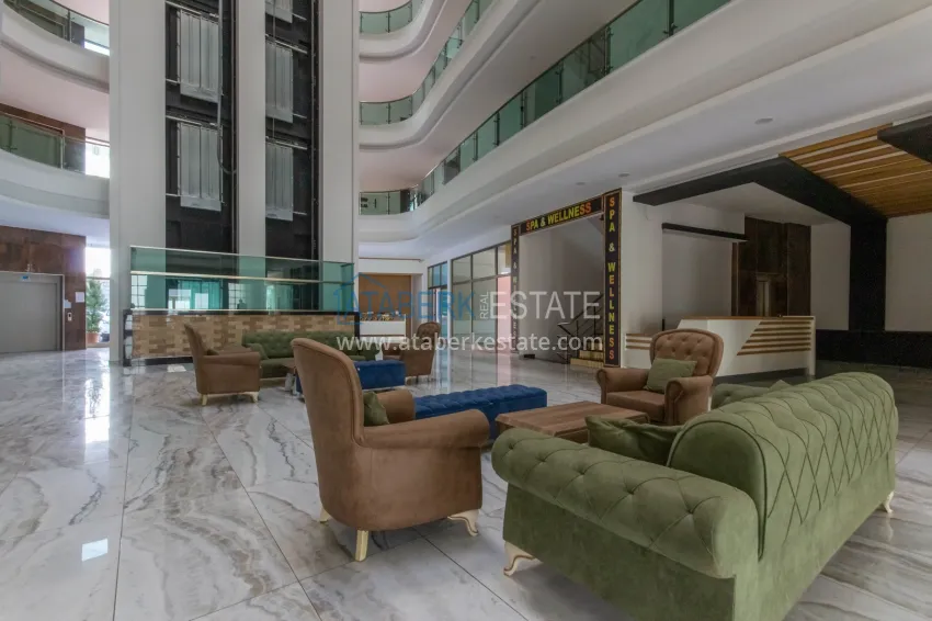 Turnkey 1+1 75 m² apartment with sea view in Mahmutlar 18 