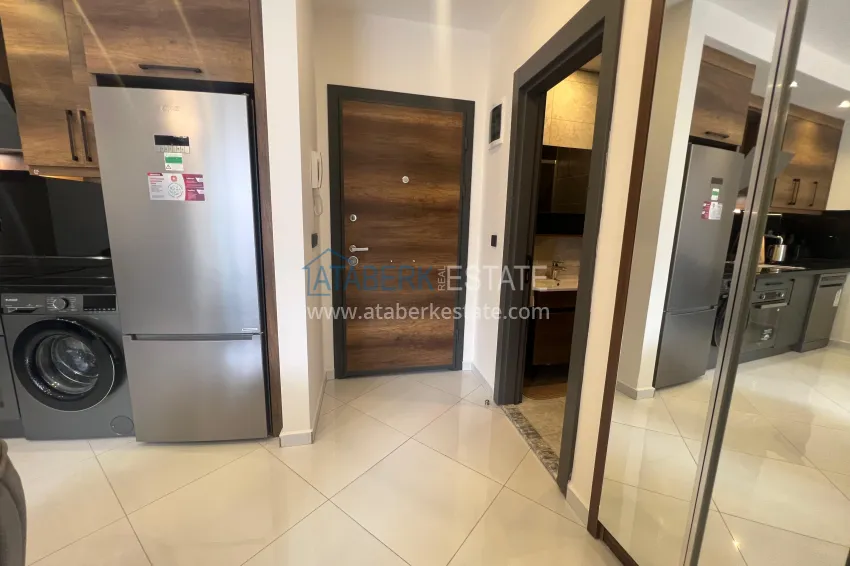 Purchase 1+1 apartment in Alanya, Mahmutlar - furnished in a resort-level complex 1