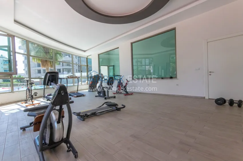 Turnkey 1+1 75 m² apartment with sea view in Mahmutlar 22 