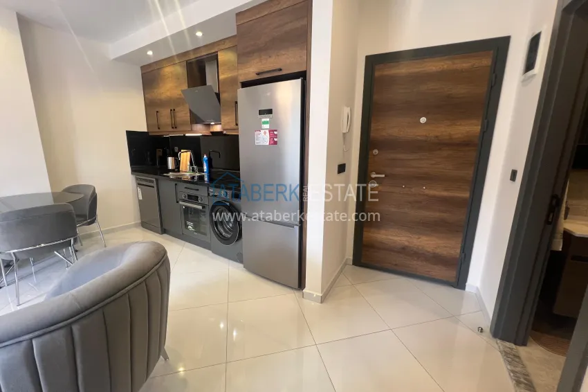 Purchase 1+1 apartment in Alanya, Mahmutlar - furnished in a resort-level complex 2