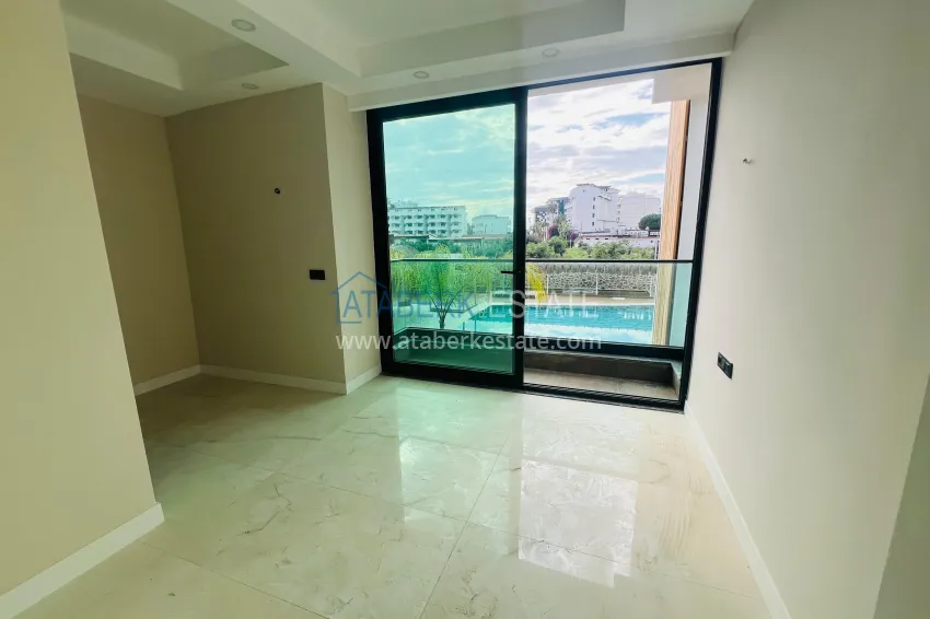 Purchase 2+1 duplex apartment in Konakli - with a pool terrace in an elite residence 9