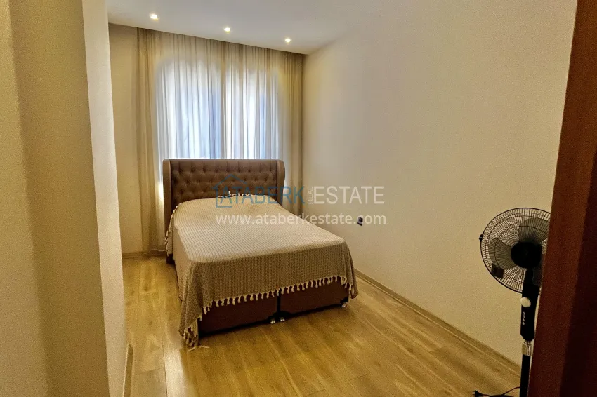 Purchase Apartment 2+1 in the center of Alanya - with a separate kitchen, furniture, suitable for a residence permit 5
