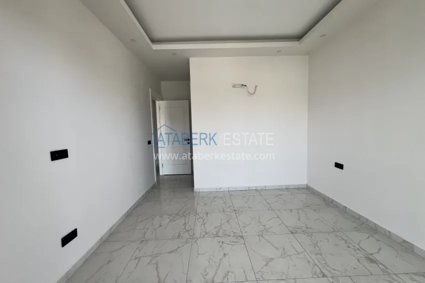 Purchase 2+1 duplex in Kargicak, 250 meters from the beach - duplex penthouse with sea view 10 