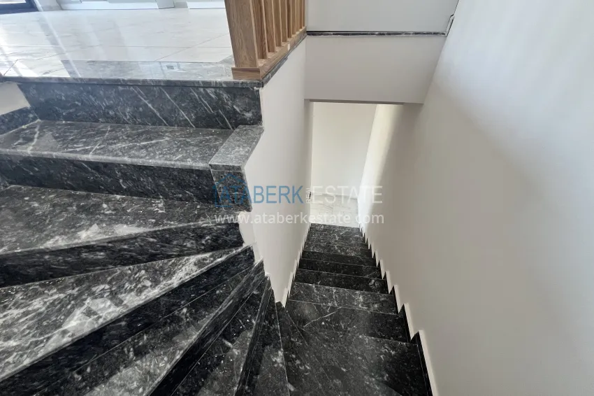 Purchase 2+1 duplex in Kargicak, 250 meters from the beach - duplex penthouse with sea view 14 