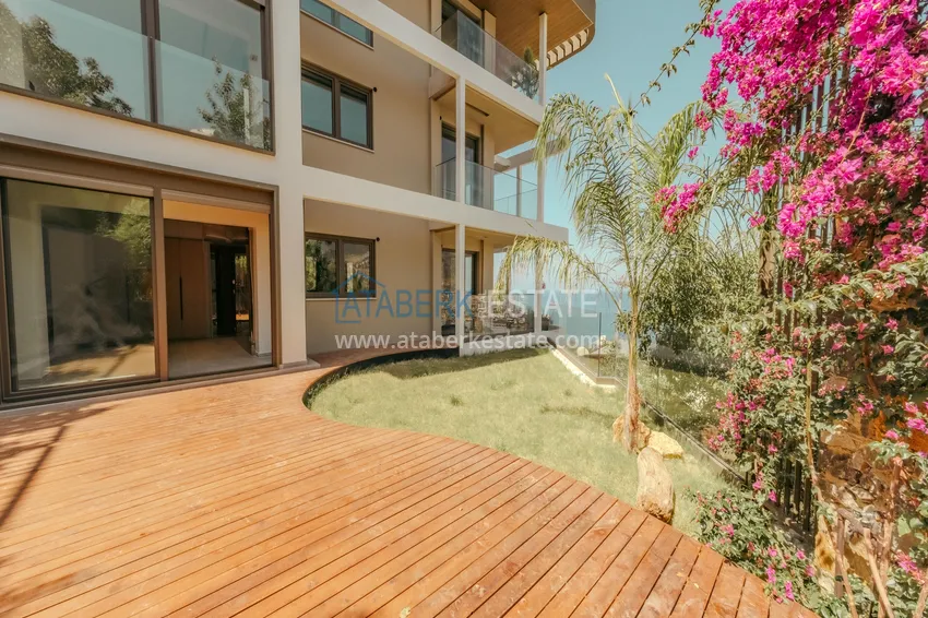 Purchase  Apartments with panoramic views from the developer in the historic heart of Alanya. Property for a residence permit 1 