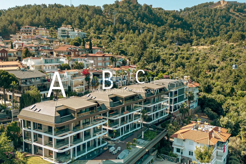 Apartments with panoramic views from the developer in the historic heart of Alanya. Property for a residence permit 5 