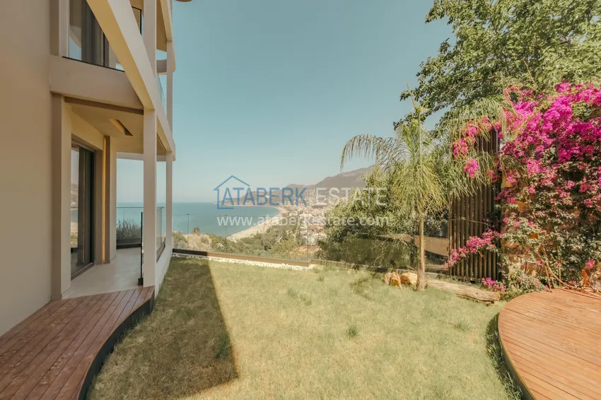 Purchase  Apartments with panoramic views from the developer in the historic heart of Alanya. Property for a residence permit 2 