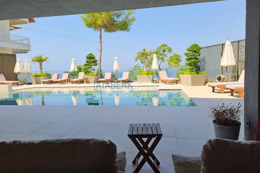 Apartments with panoramic views from the developer in the historic heart of Alanya. Property for a residence permit 54 