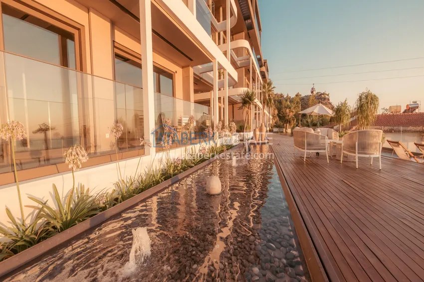 Apartments with panoramic views from the developer in the historic heart of Alanya. Property for a residence permit 10 