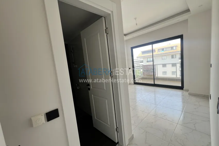 Purchase 2+1 duplex in Kargicak, 250 meters from the beach - duplex penthouse with sea view 8 