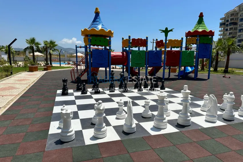 Good price! Apartment 1+1 in Mahmutlar — property under a residence permit with mountain views 10