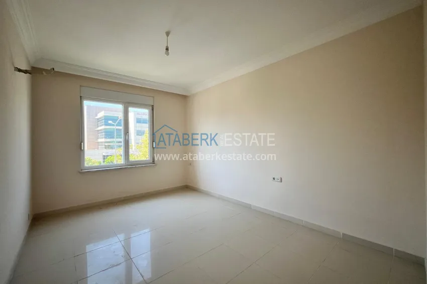 Purchase  Two-bedroom apartment in Oba in a comfortable complex 8 