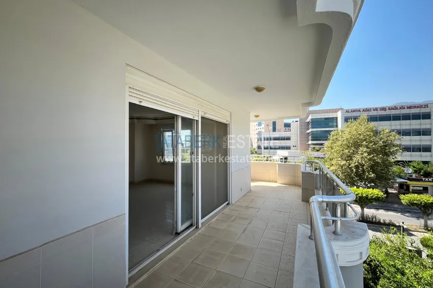 Purchase  Two-bedroom apartment in Oba in a comfortable complex 12 