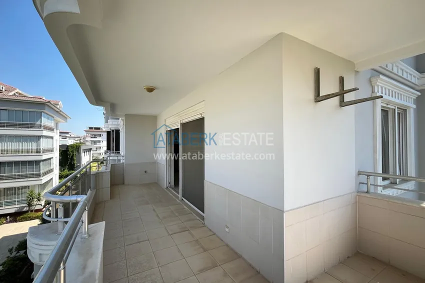 Purchase  Two-bedroom apartment in Oba in a comfortable complex 13 