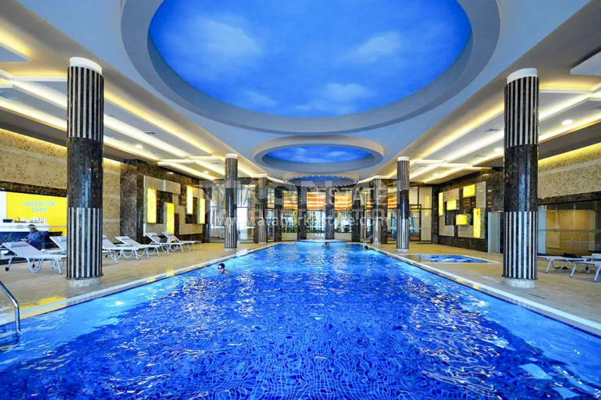 Garden duplex 3+1 in Kargicak with furniture - property under citizenship 16 