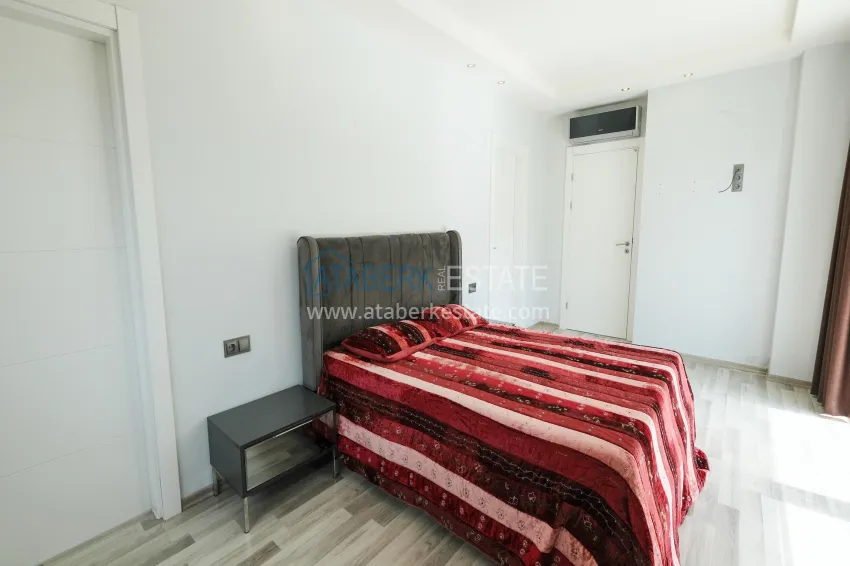 Purchase Garden duplex 3+1 in Kargicak with furniture - property under citizenship 16 