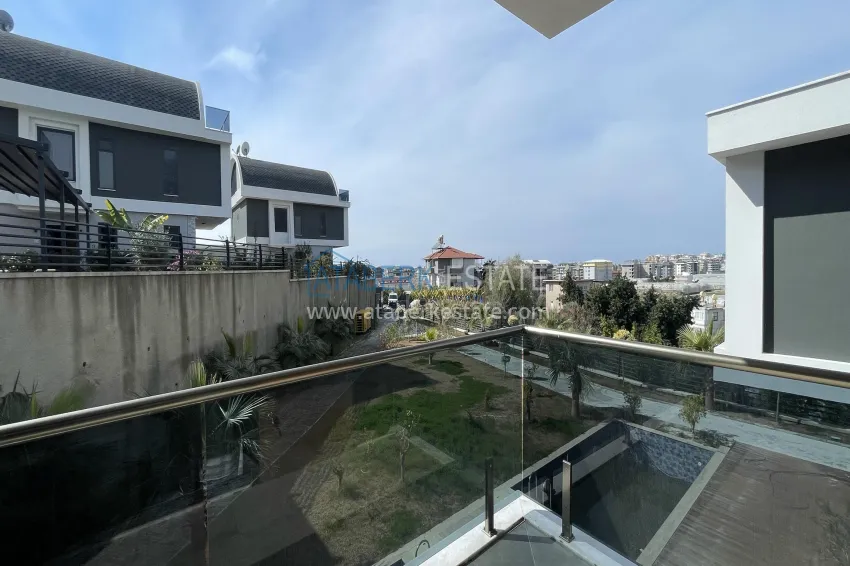 Purchase Elite 3+1 villa in Kargicak — two-level furnished in a cottage complex 14 