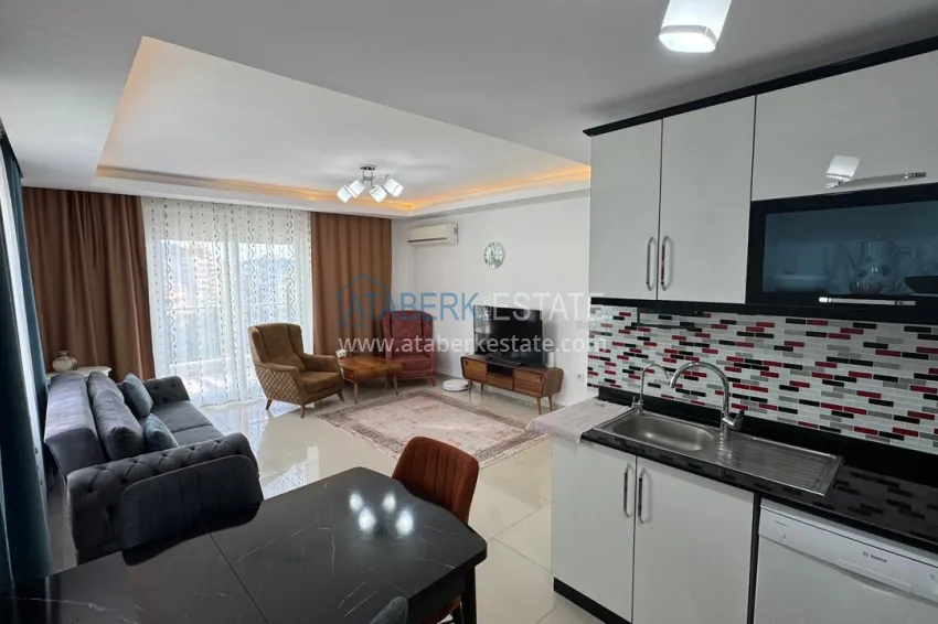 Purchase Furnished penthouse with views in a complex on the main street of Mahmutlar district 19 